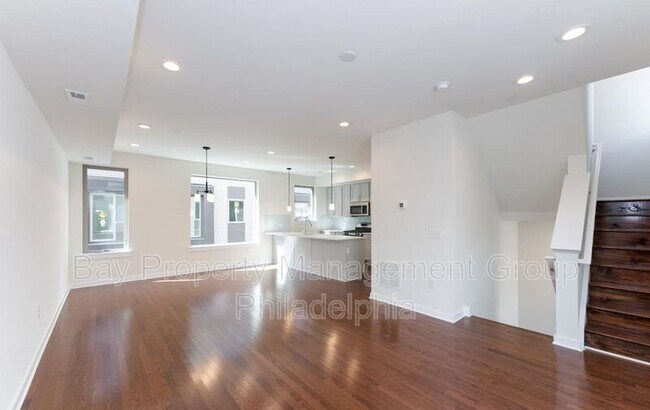 Photo - 2131 Kensington Walk