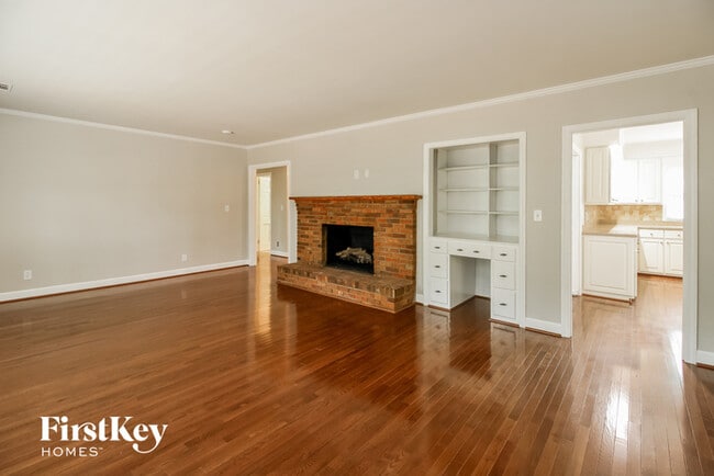 Photo - 401 Idlewild Dr