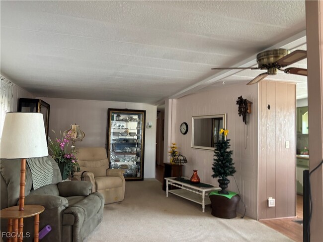 Photo - 775 Knotty Pine Cir