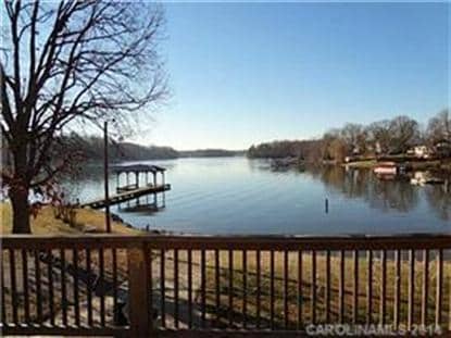 Photo - 300 Greenbay Road