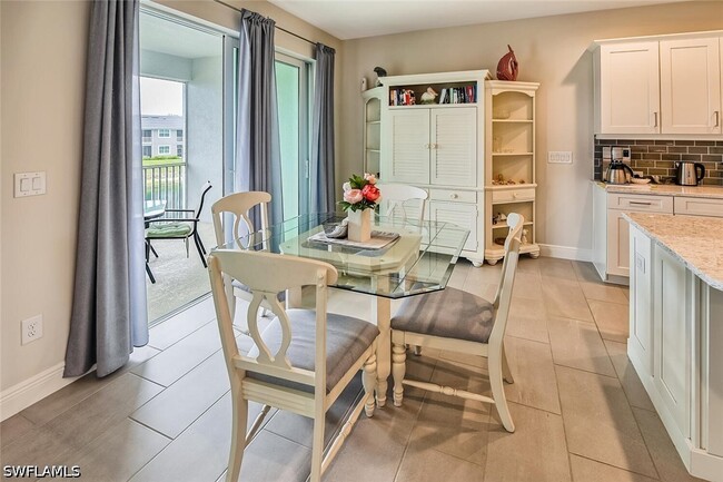 Photo - 6954 Avalon Cir