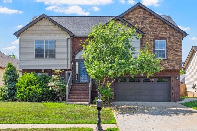 Building Photo - Four Bedroom with Pool in Fields of Northm... Rental