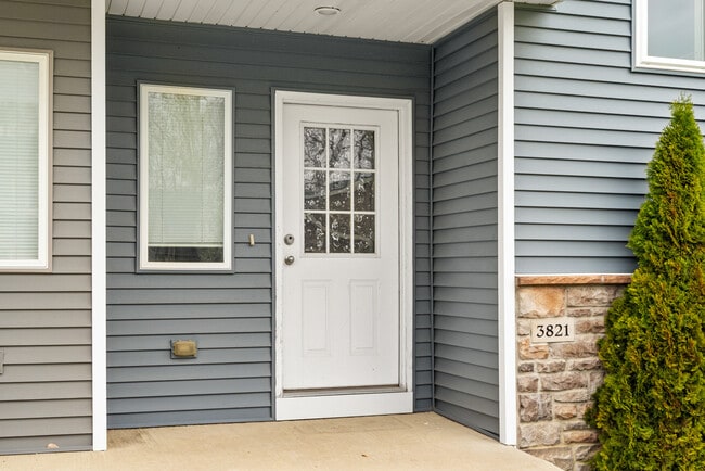 Photo - 3821 Marigold Dr