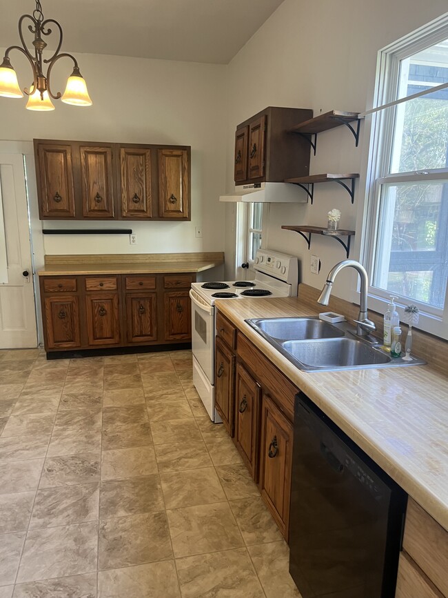 Photo - 1711 Fairfax St