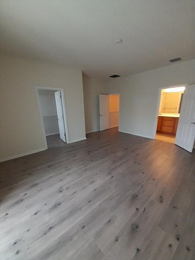 Photo - 3242 S Caroline Dr