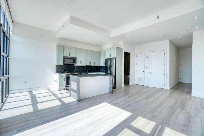 Photo - "Cozy 1-Bedroom Retreat in the Heart of Astoria – Your Perfect Urban Sanctuary!"