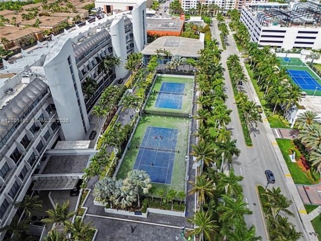 Photo - 2950 NE 188th St Unit 2950 NE 188th St # 435