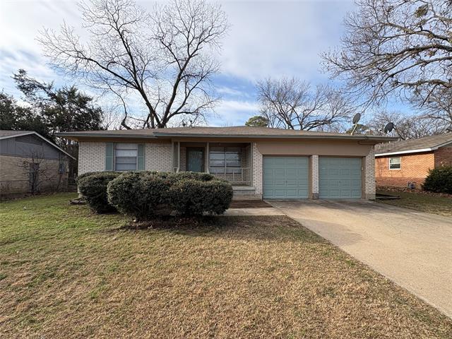 Photo - 1110 Edinburg Ln