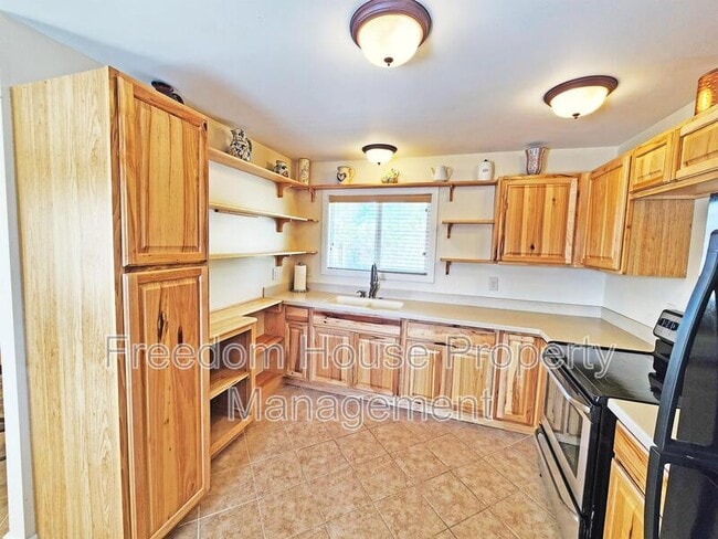 Photo - 5821 S Keomah St