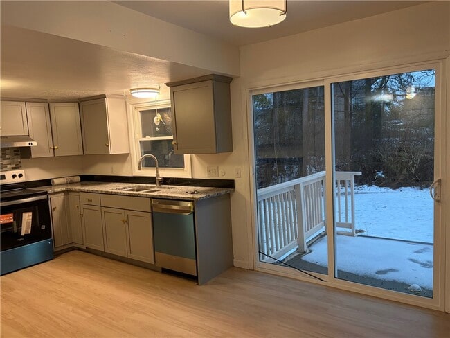 Photo - 39 Highgate Cir