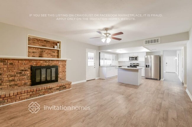 Photo - 2600 Treeview Dr