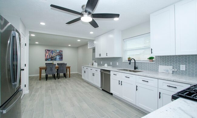 Photo - 25607 Pecan Valley Cir