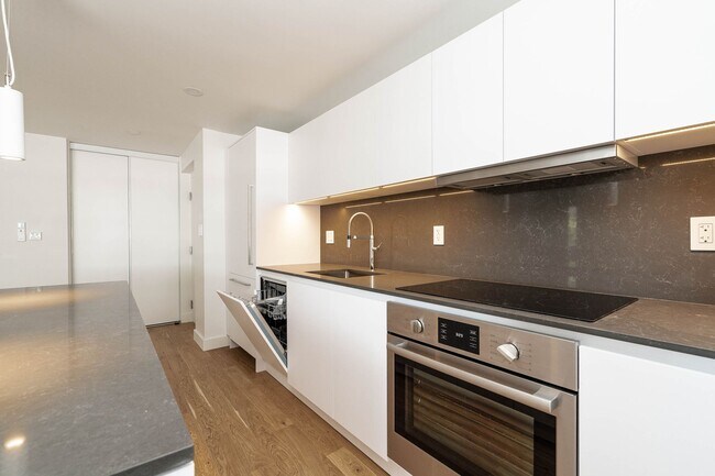 Photo - 457 Marlee Ave Unité 204