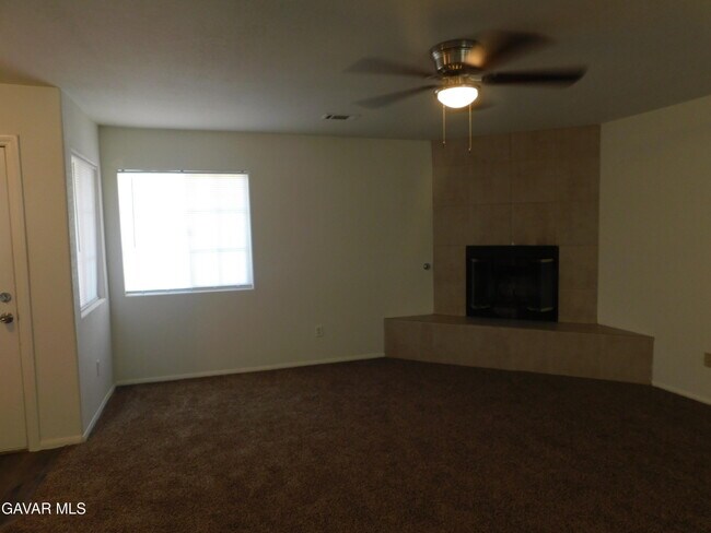 Photo - 8312 Tamarack Ave