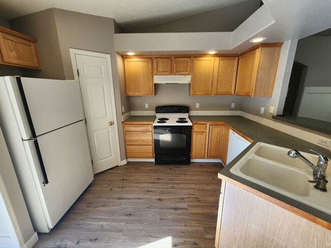 Photo - Remodeled 3 bedroom