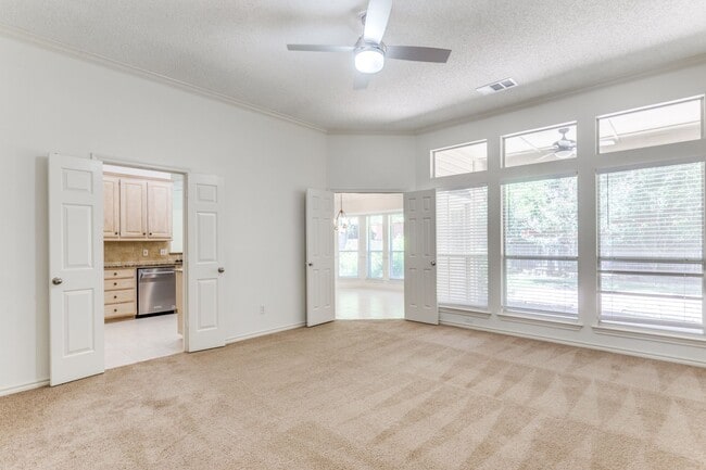 Photo - 1523 Wayside Dr