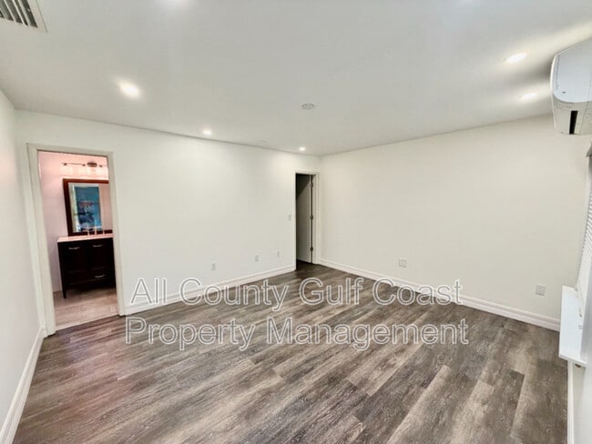 Photo - 8035 56th Ct E