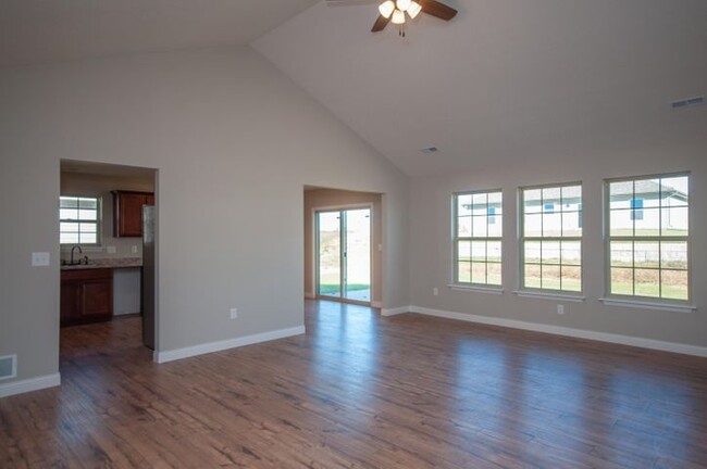Living Room - 721 Promenade Dr Casa