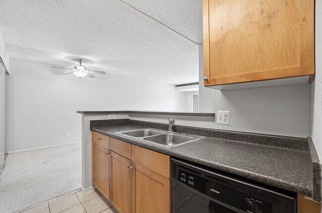 Photo - 60 S Van Dorn St Unit West end condominium