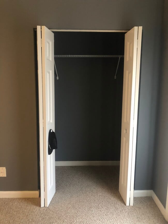 Photo - 911 S Charles St