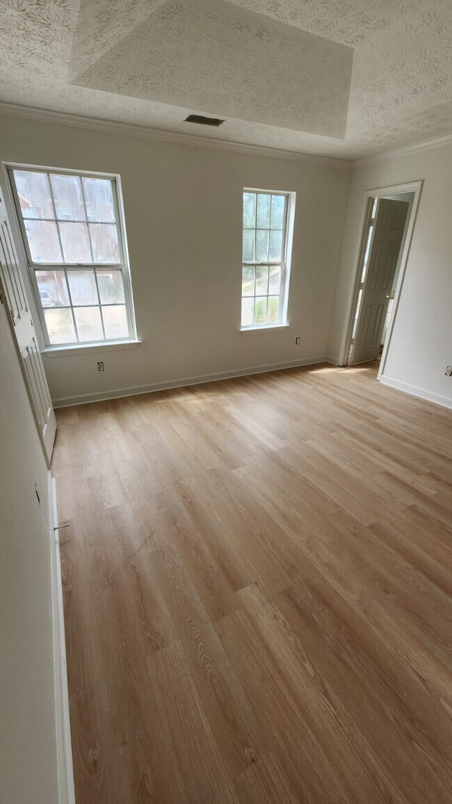 Photo - 1181 Vintage Pointe Dr