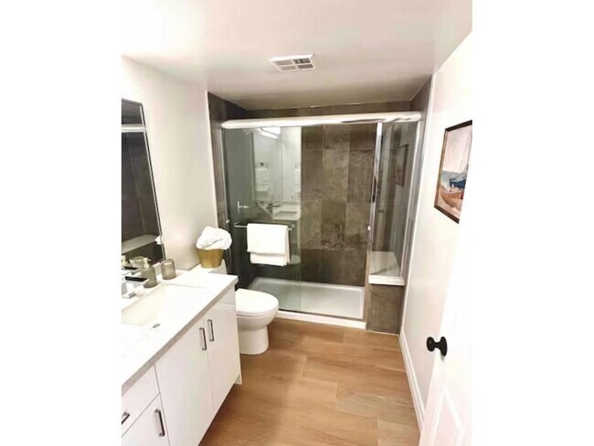 1119 Vidal St Unit 2nd Floor
