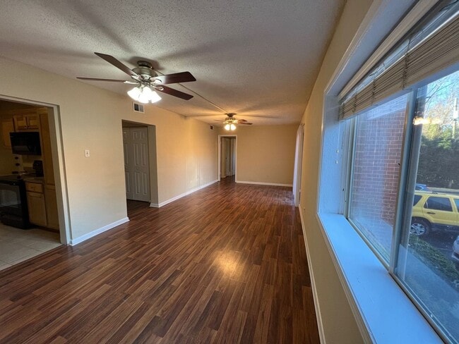 Photo - PRE-LEASING FOR AUGUST 2026!