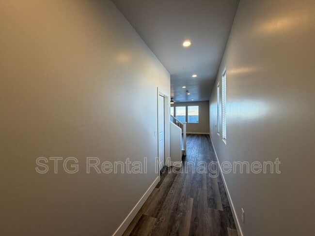 Photo - 1010 S 4380 W