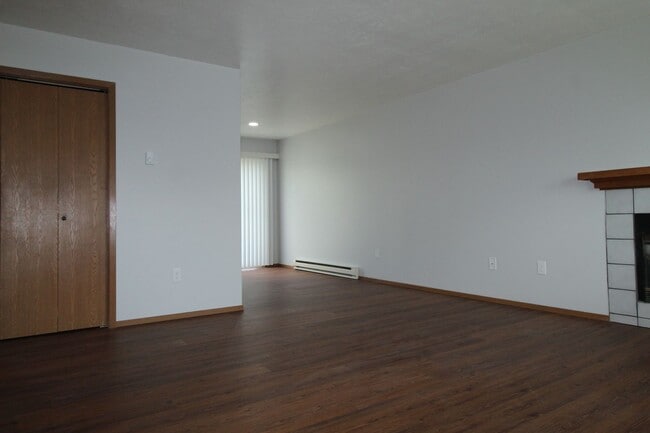 Photo - 1020 W Lacrosse Ave Unit 1020