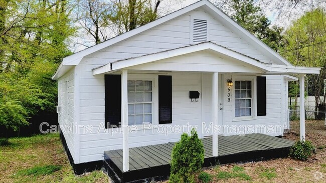Building Photo - 509 S College St Rental