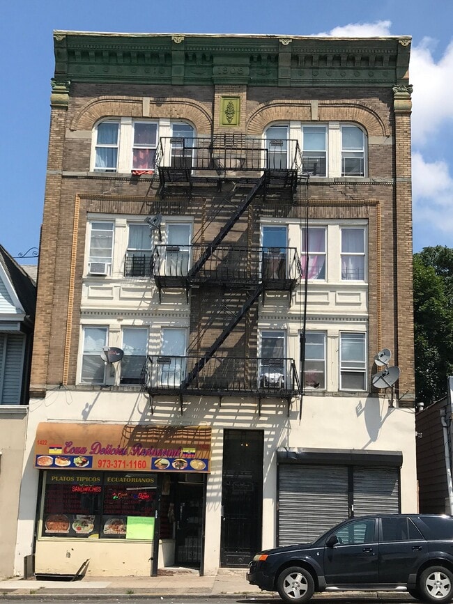 Photo - 1422 Springfield Ave Unit 2
