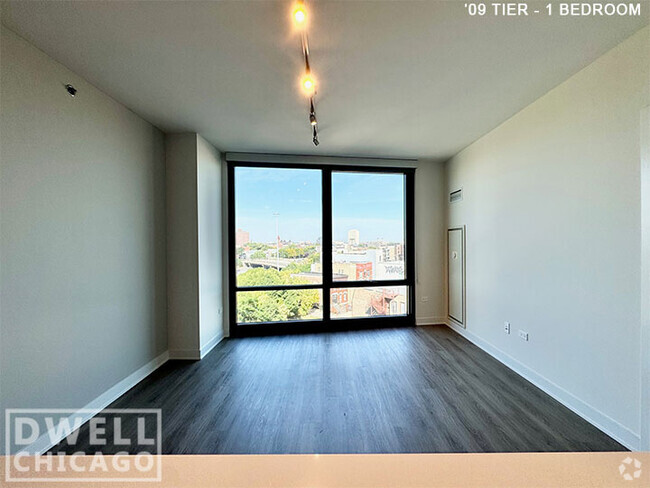 Building Photo - 760 N Milwaukee Ave Unit 1 Rental