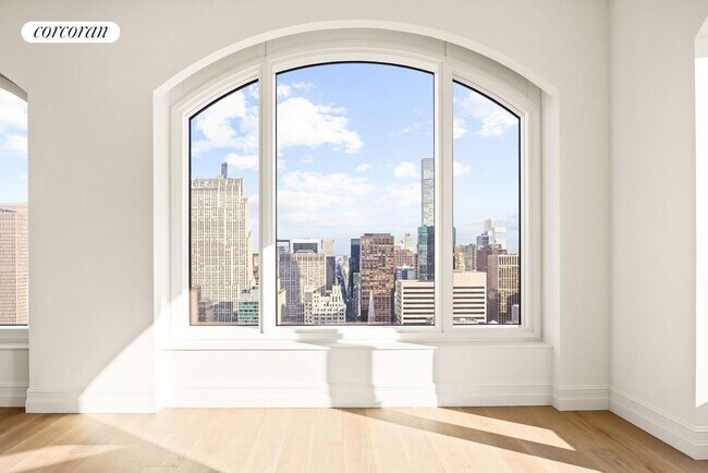 Photo - 520 Fifth Avenue 51B