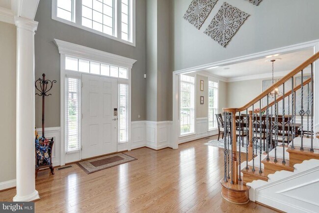Photo - 41398 Hagley Pl