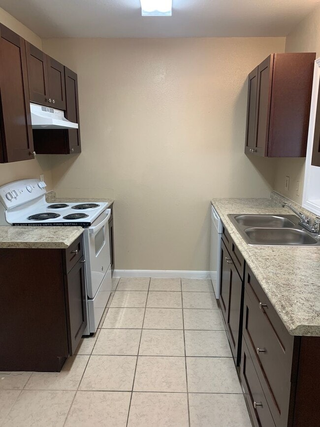 Photo - Newly refreshed spacious 2BD,2BR duplex in Eagle Lake, TX.