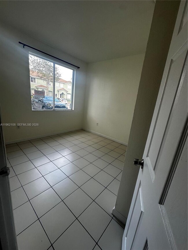 Photo - 2912 SE 15th Rd