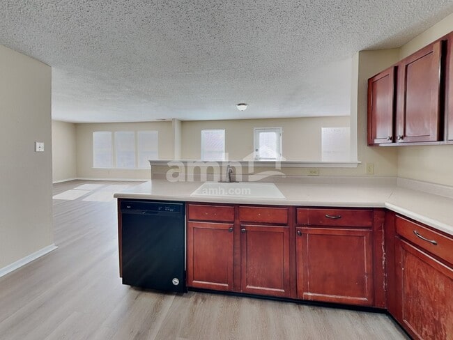 Photo - 10421 Parmer Cir