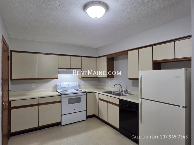 6 Hartley St Unit 2