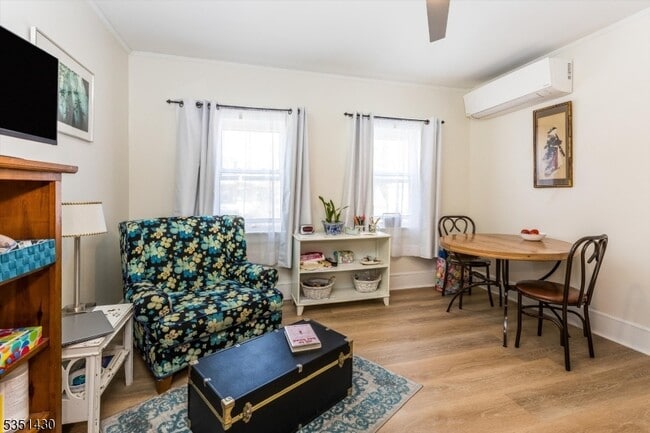 Photo - 6 Boyden Pkwy S Unit 3