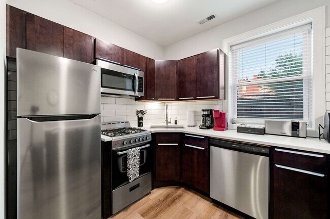 Photo - 2207 W 18th St Unit ID1296498P