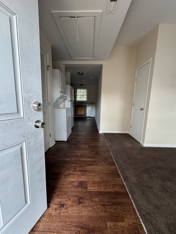 Photo - 1323 E 10th St