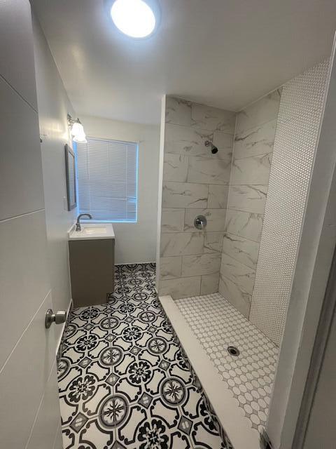 Building Photo - 919 2nd St Unit 1