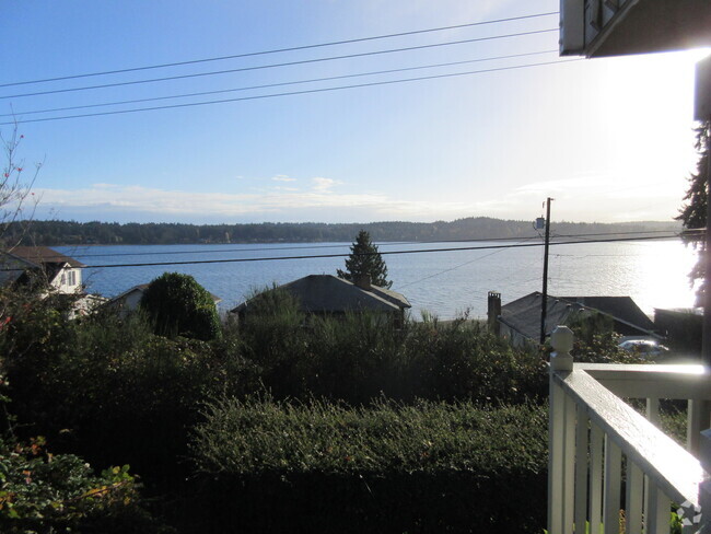 Building Photo - Water view 4 plex close to Silverdale and ... Rental