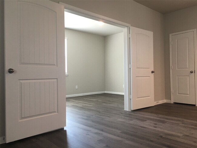 Photo - 2111 Ethan Dr