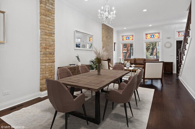Photo - 2347 W Altgeld St