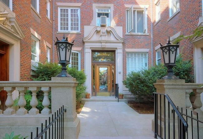 Photo - 285 Harvard St Unidad #110 Rental