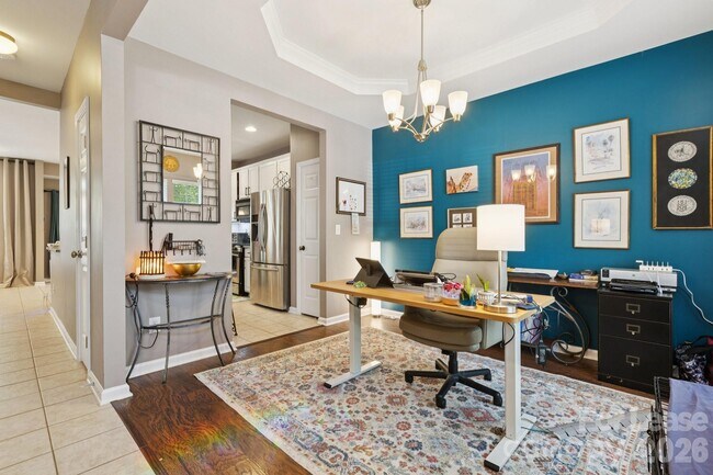 Photo - 6037 Queens Walk Ct