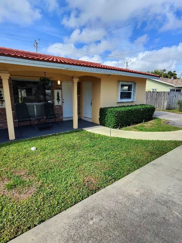 Photo - 2419 NE 2nd Ave