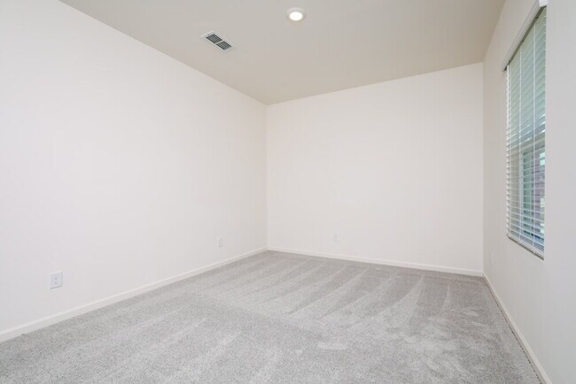 Photo - 756 Shepard Rock Dr