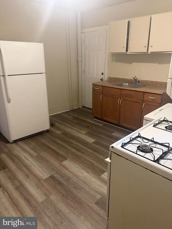 Photo - 412 E Oak St